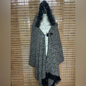 NWOT BCBGMaxAzria Hooded Faux Fur Trim Ponco
